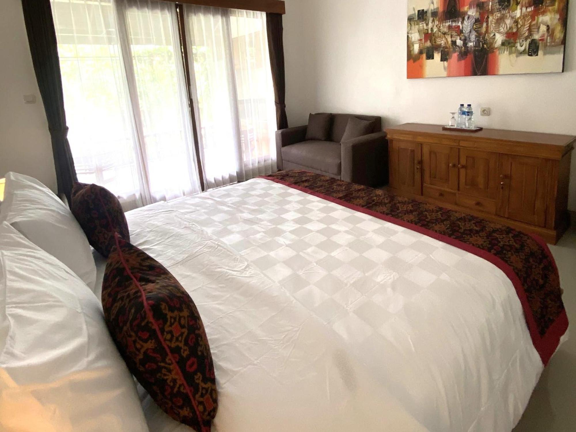 Nivaluma Hotell Ubud Exteriör bild