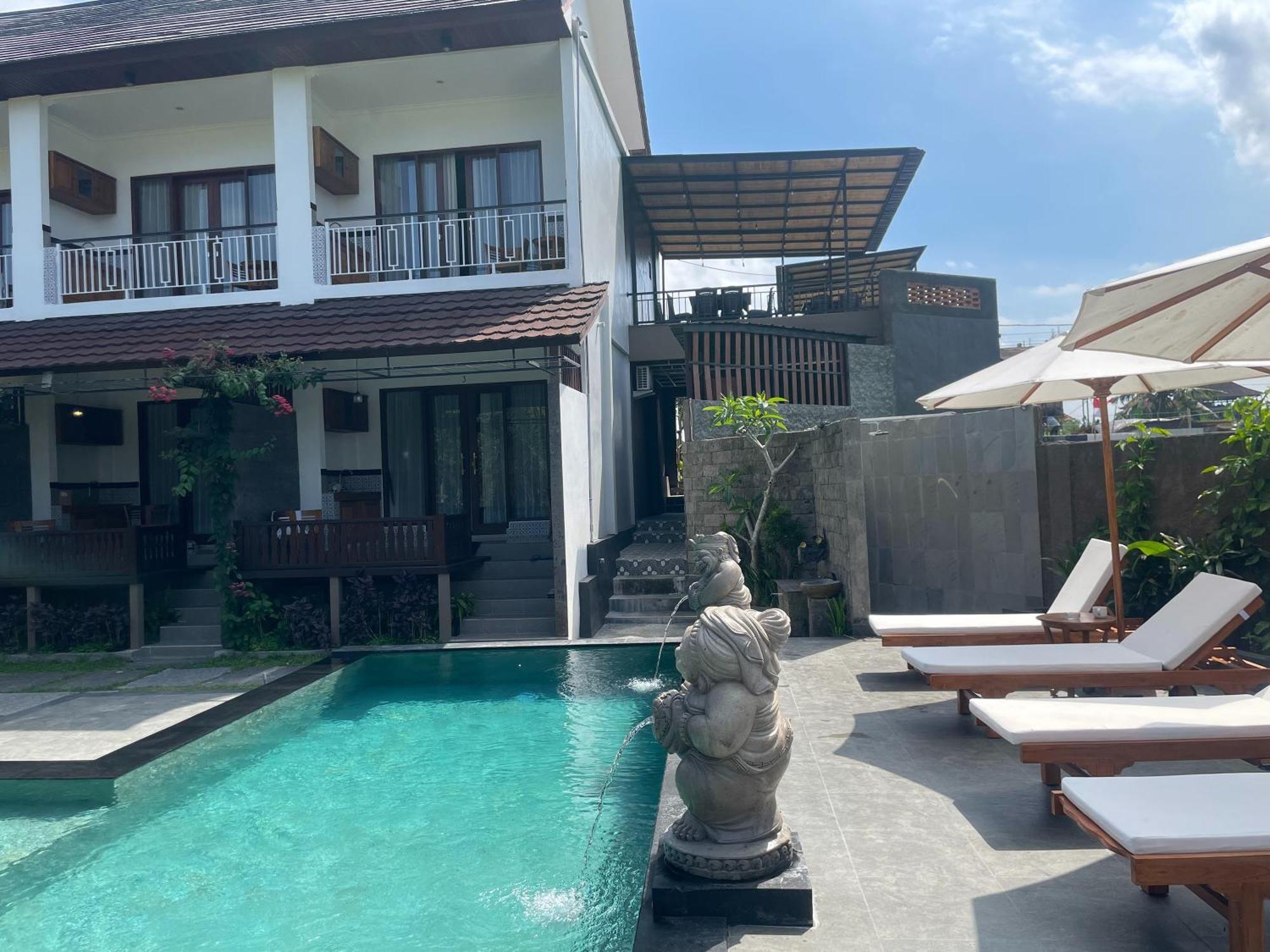 Nivaluma Hotell Ubud Exteriör bild
